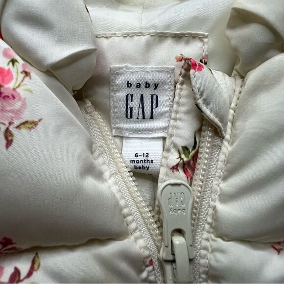 Gap Puffer Vest - Picture 3 of 4